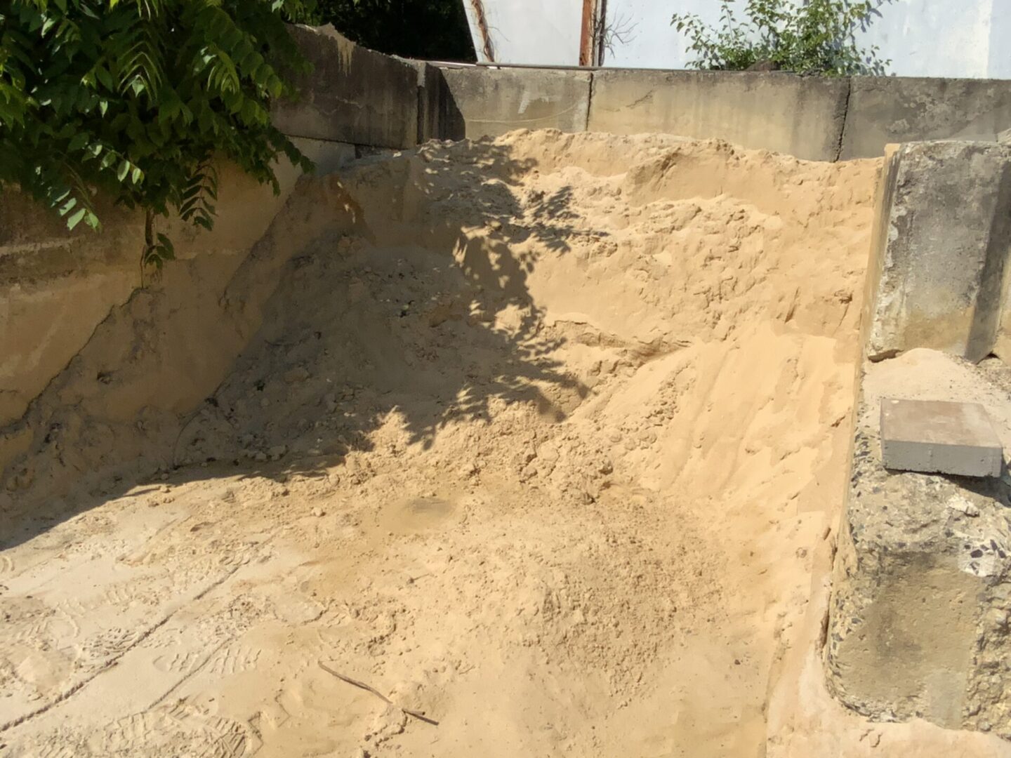 a sand in bulk